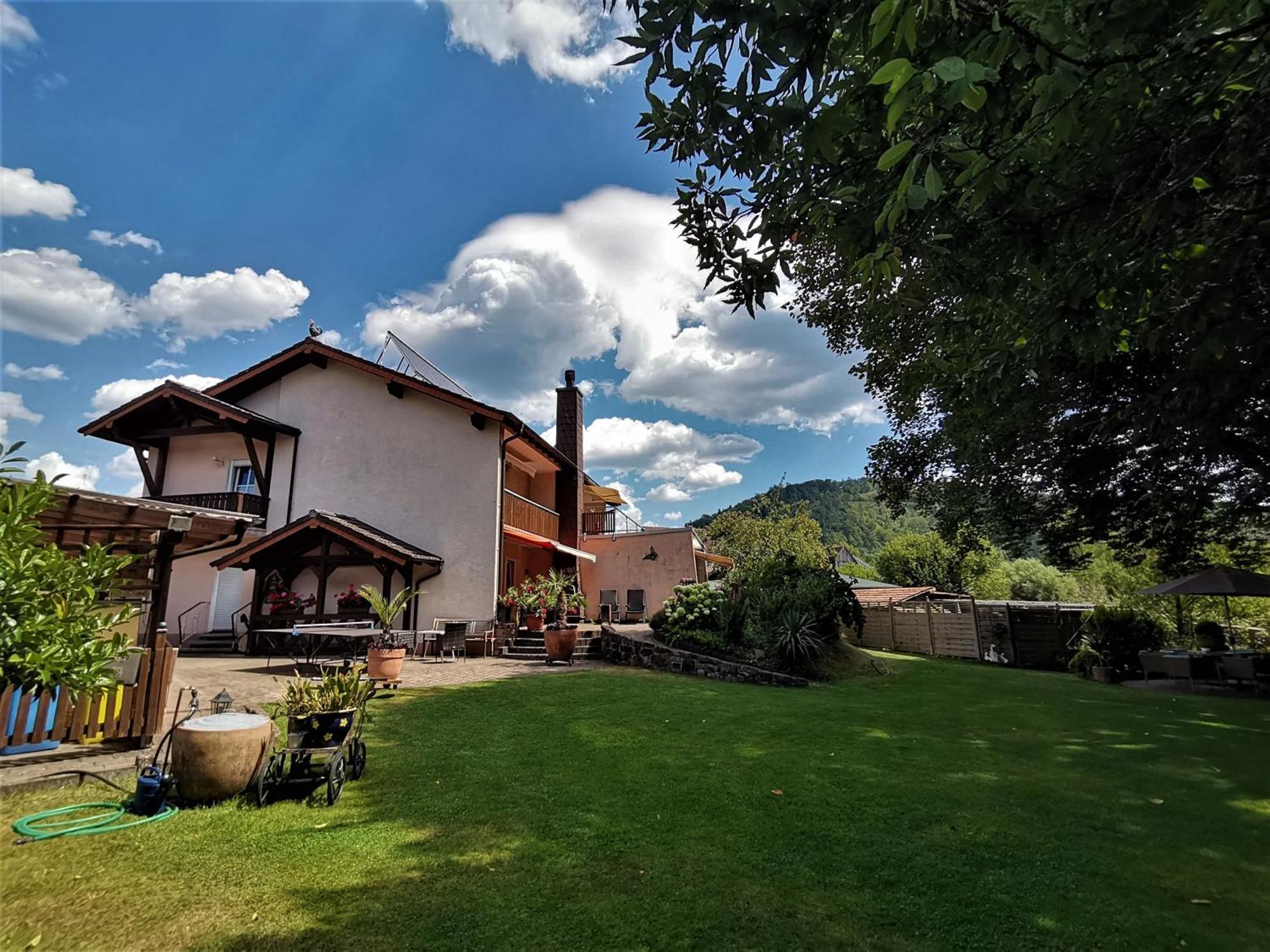 Ferienwohnungen 'Blick Zur Madonna' Fischbach Exterior photo
